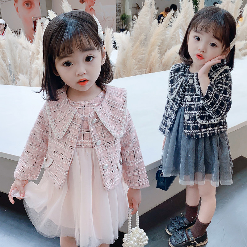 Baby girl spring and autumn suit 2022 new western style girl small fragrance two-piece suit 3-year-old child princess gauze skirt 4 tide