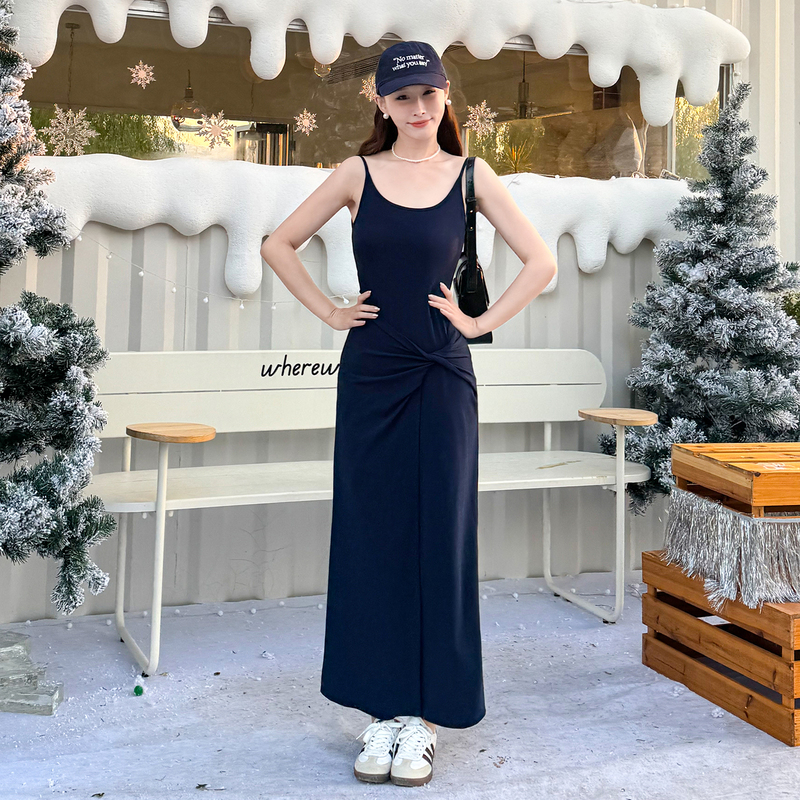 2026 New Style Spaghetti Strap Dress for Women, Summer Slim Fit Design, Waist-Cinching, Slimming, Bodycon, Inner Wear Black Long Dress