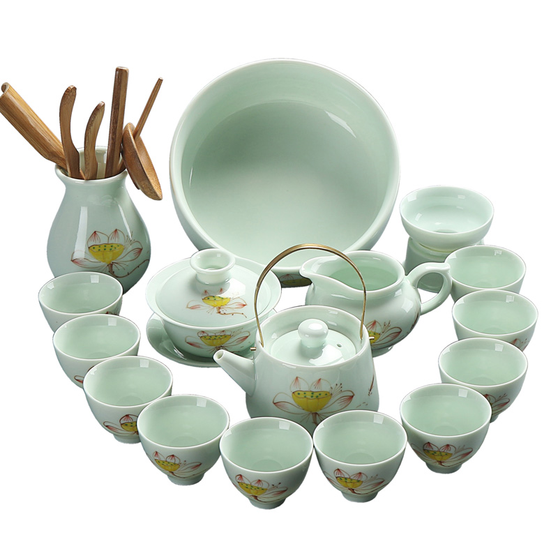 A complete set of tea cups celadon kung fu tea set tea tea pot lid bowl tea hand - made ceramic tea set