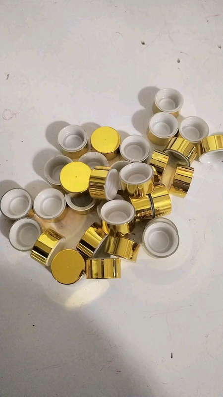Neutral Golden Screw Cap, Liquor Bottle Replacement Spare Cap, Sealing Cap, Sealing and Leak-Proof Sealing Cap