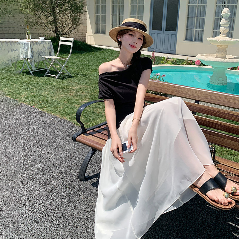French-Style Pure and Elegant Two-Piece Dress for Women, 2026 Summer New Off-Shoulder Cinched Waist Black and White Long Dress