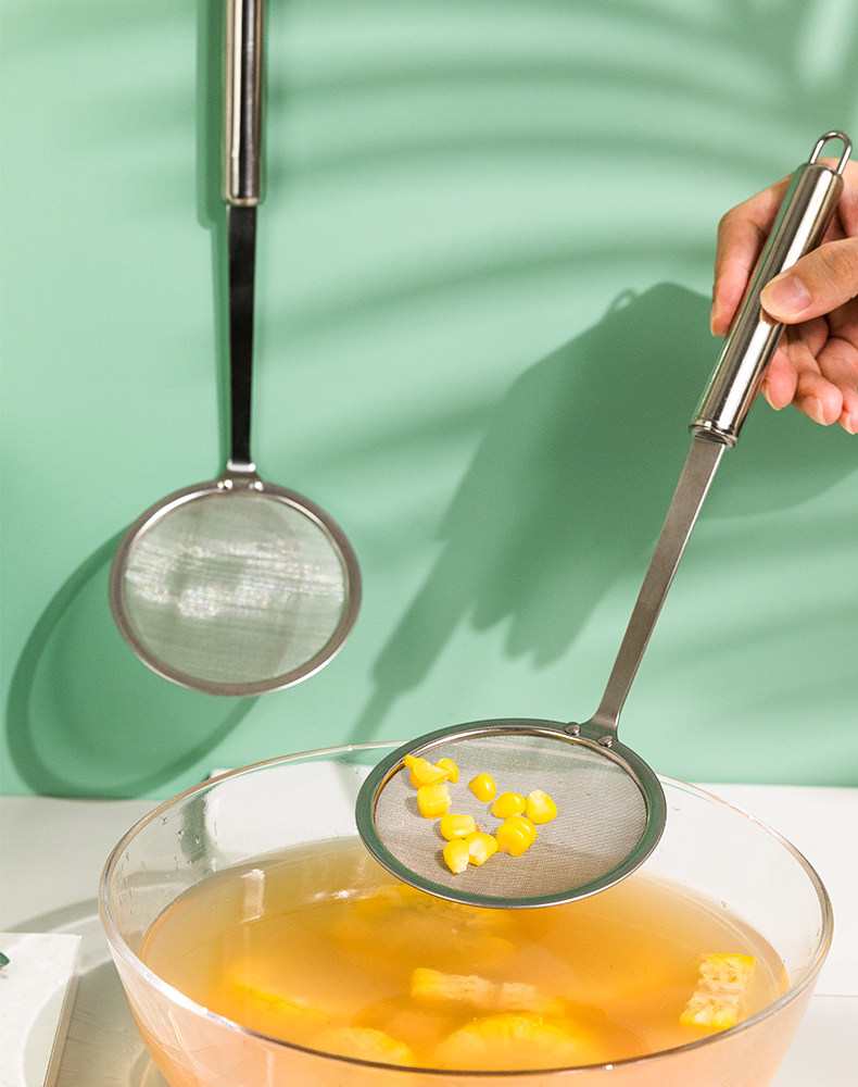 304 stainless steel oil filter spoon Kitchen oil separator grease small oil drain net spoon Household soymilk juice filter