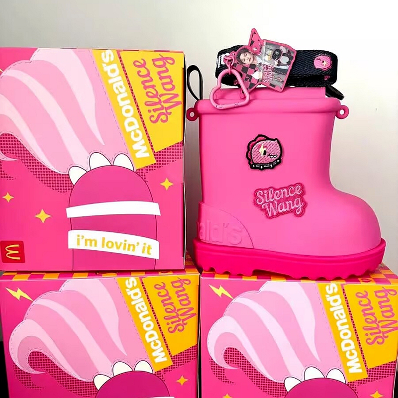 Mcdonald's Collaboration Pink Boot-Shaped Bag Shoulder Bag Crossbody Bag Merchandise Collection Mcdonald's Collaboration Pink Boot-Shaped Bag Shoulder Bag Crossbody Bag Merchandise Collection