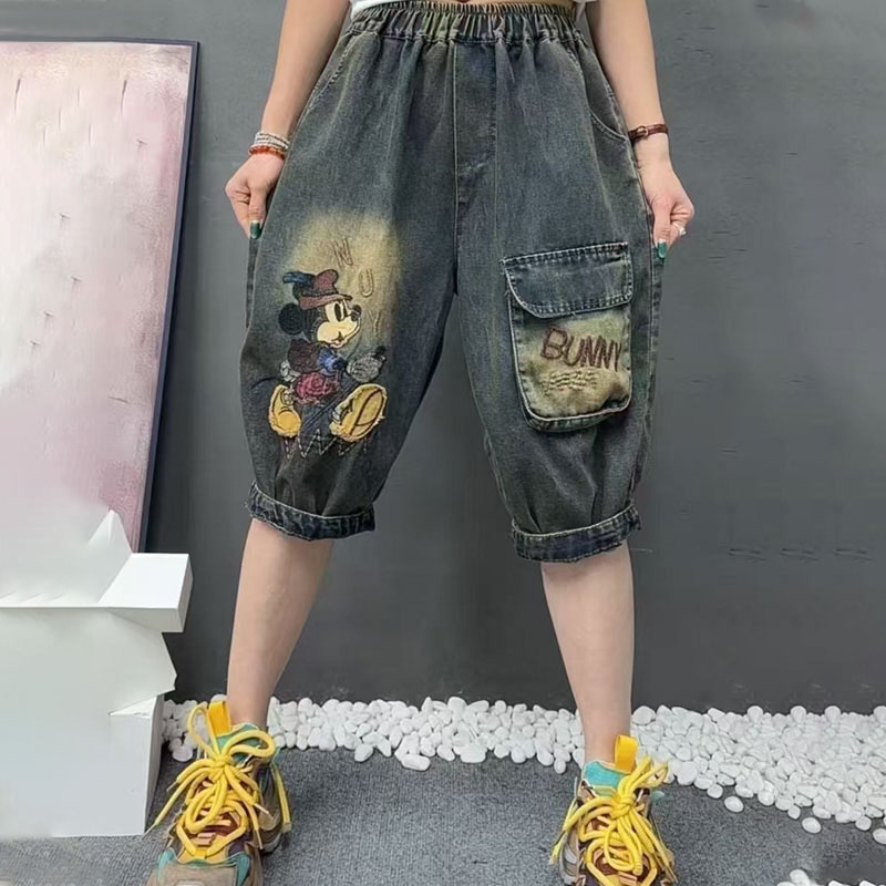 Plus-Size Six-Point Denim Shorts for Women, 2025 Summer Vintage Embroidered New High-Waisted Loose Harem Five-Point Mid-Length Pants