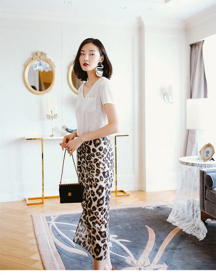 Hoa hậu Wang Dong bóng dáng tinh tế Pháp ấm áp GUAN Đông mùa thu mỏng phần len trắng quần áo nữ