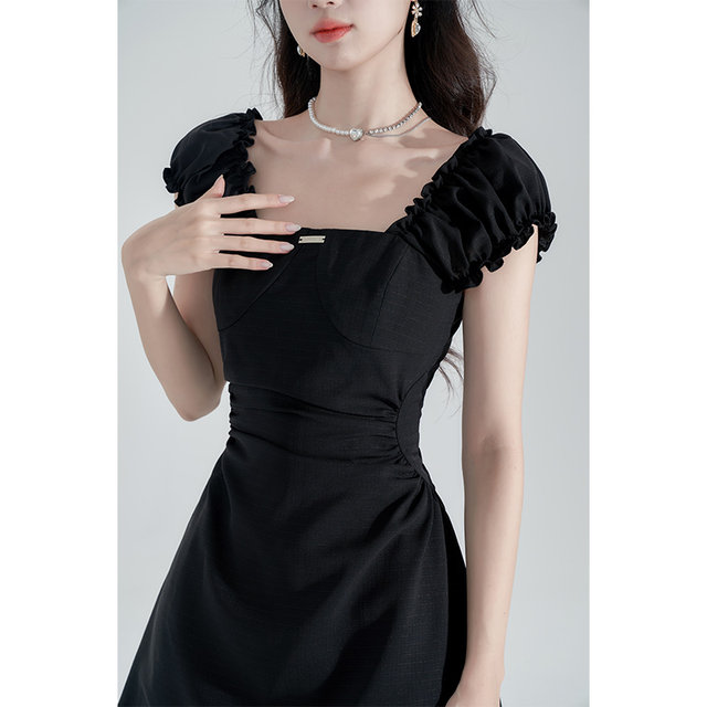 Black waist slimming square neck dress for women 2024 new summer French Hepburn style A-line short skirt