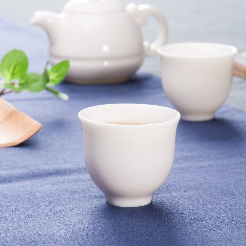 Dragon invertors suet white jade porcelain dehua tea cups sample tea cup Japan jade porcelain ceramic suit kung fu tea cups