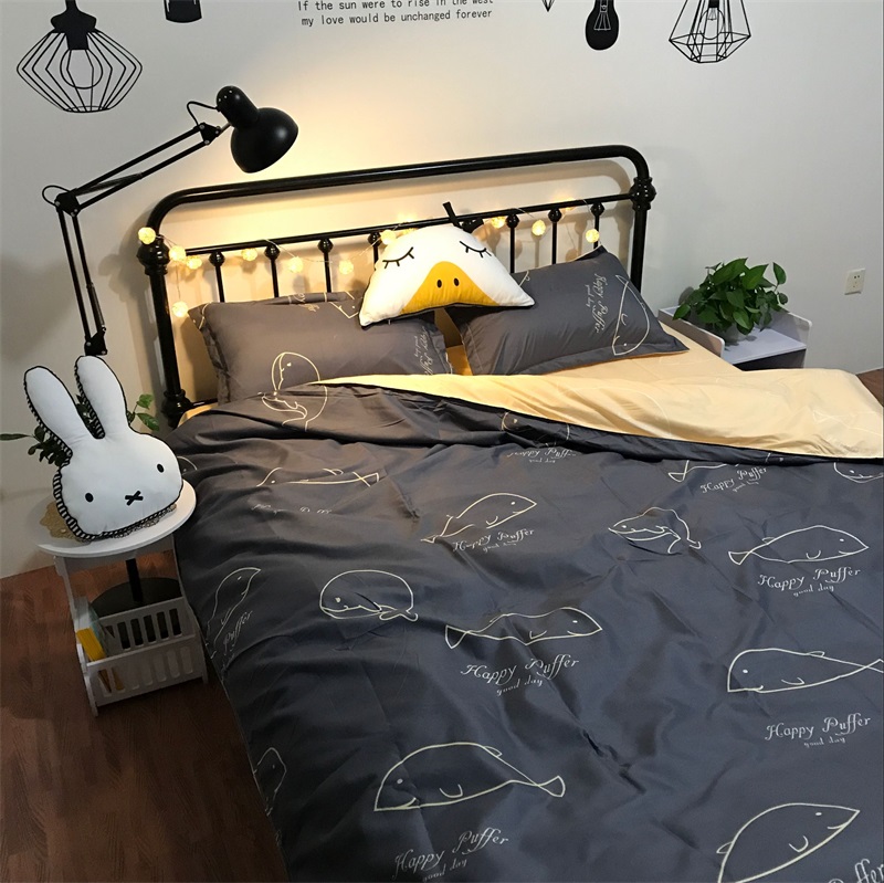 Bắc âu đơn giản màu đen và trắng sọc kẻ sọc bốn mảnh thiết lập 1.8 m đôi quilt cover tấm giường sinh viên duy nhất ba mảnh