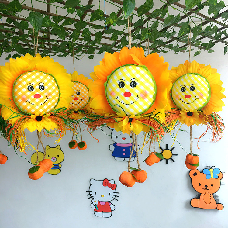 Spring New Year decorations Kindergarten environment layout classroom corridor ceiling hanging ornaments shop sunflowers
