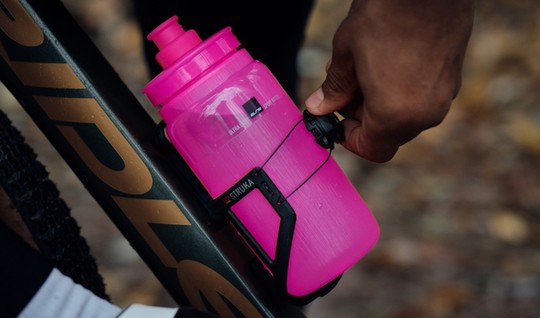 Portavasos y portabotellas de agua ultraligero ajustable para bicicleta de montaña de carretera de fibra de vidrio ELITE STRUKA