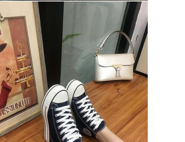 Giày nữ màu đen thuần khiết 2018 Giày vải cao cấp nữ tăng phiên bản Hàn Quốc của giày đế dày đế dày công sở tất cả giày màu đen giầy da nữ