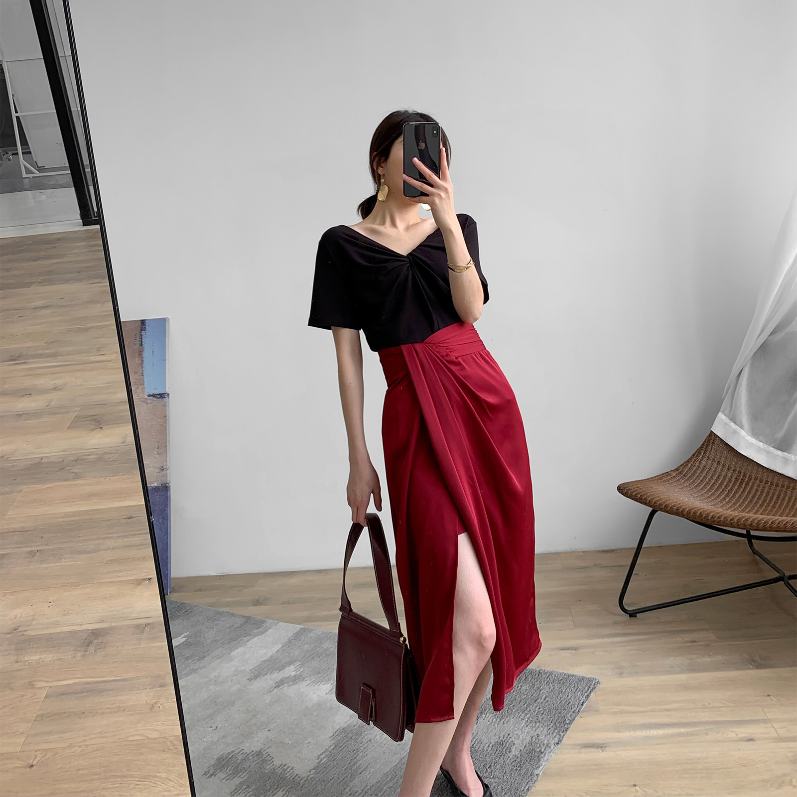 Black V-neck T-shirt Medium and long split skirt Fashion two-piece 2020 Spring and summer high waist dress set