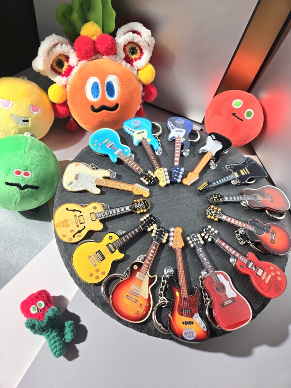 Mayday Monster/Martha/Stone Guitar Bass Series Acrylic Pendant Ornament Keychain Musical Instrument Merchandise Mayday Monster/Martha/Stone Guitar Bass Series Acrylic Pendant Ornament Keychain Musical Instrument Merchandise