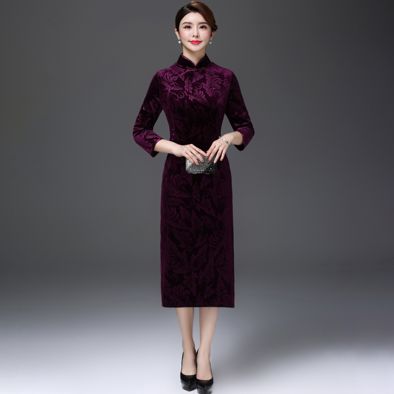 2021 Spring and Autumn New Long Sleeve Gold Velvet New Improved Cheongsam Long Edition Noble Elegant Middle-aged Mother Dress