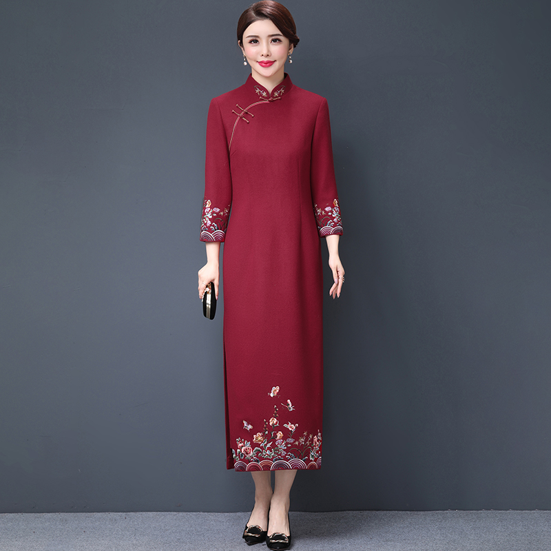 spring autumn middle aged mother's wedding embroidered cheongsam long size elegant evening dress long sleeve light wool dress