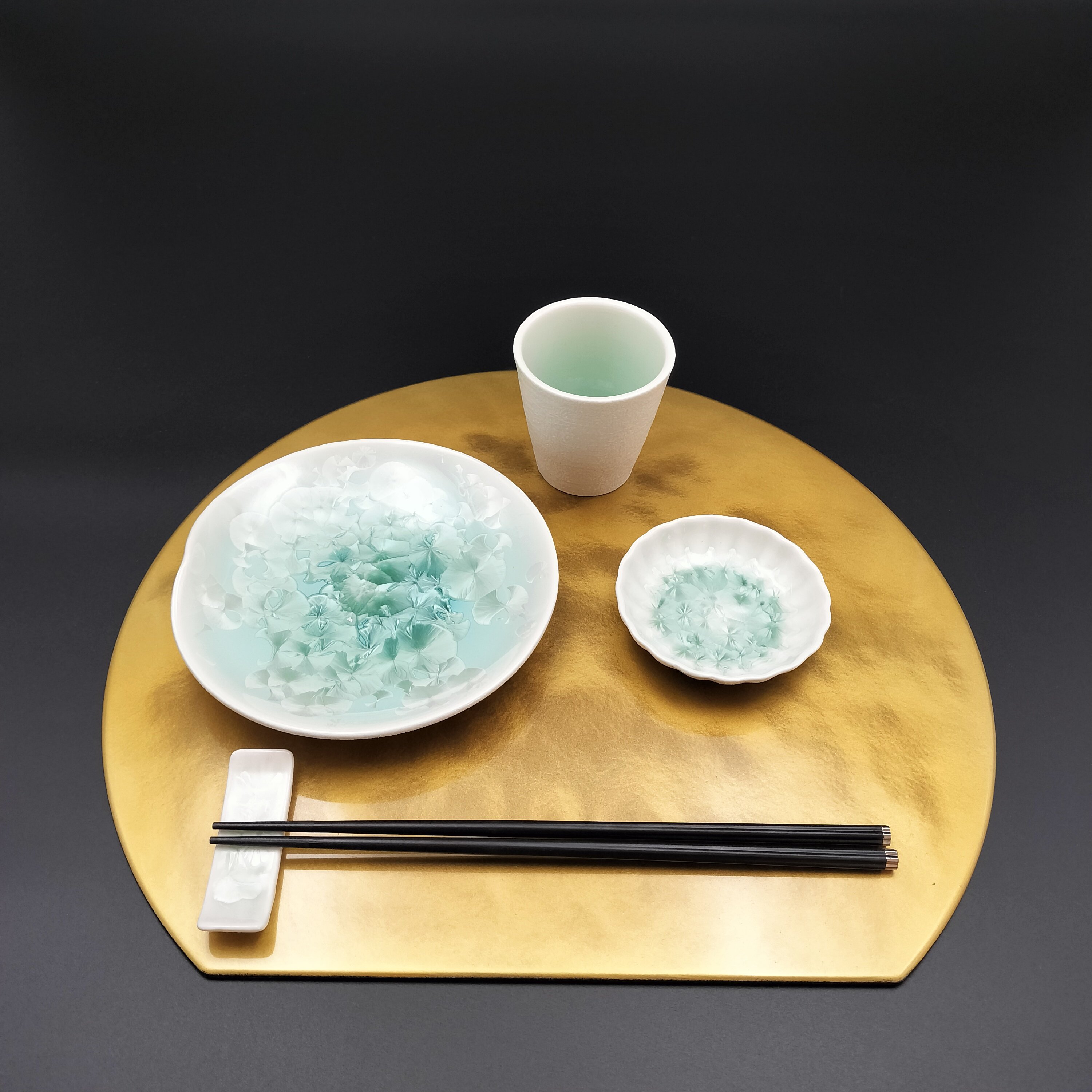 日式料理陶瓷餐具骨碟味碟酱油碟蘸料碟水杯筷架商用桌面摆台刺身