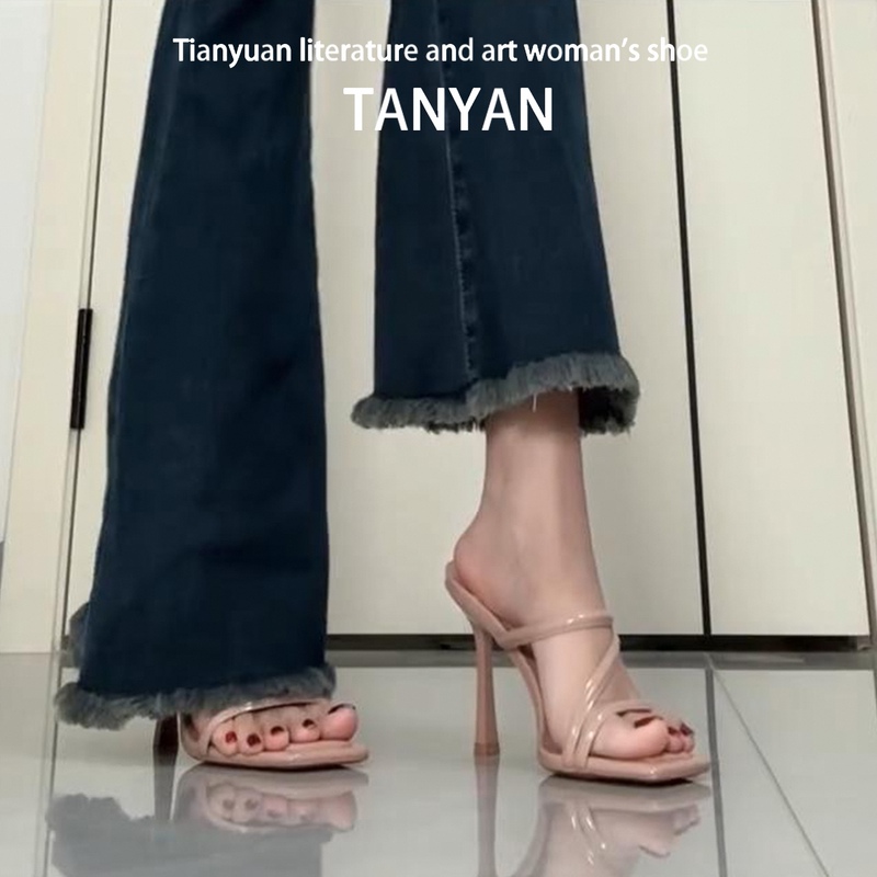 Nude High-Heeled Shoes for Women 2026 New Summer Fashion Stylish High-End Style with Thin Heels and Square Toe Sandals