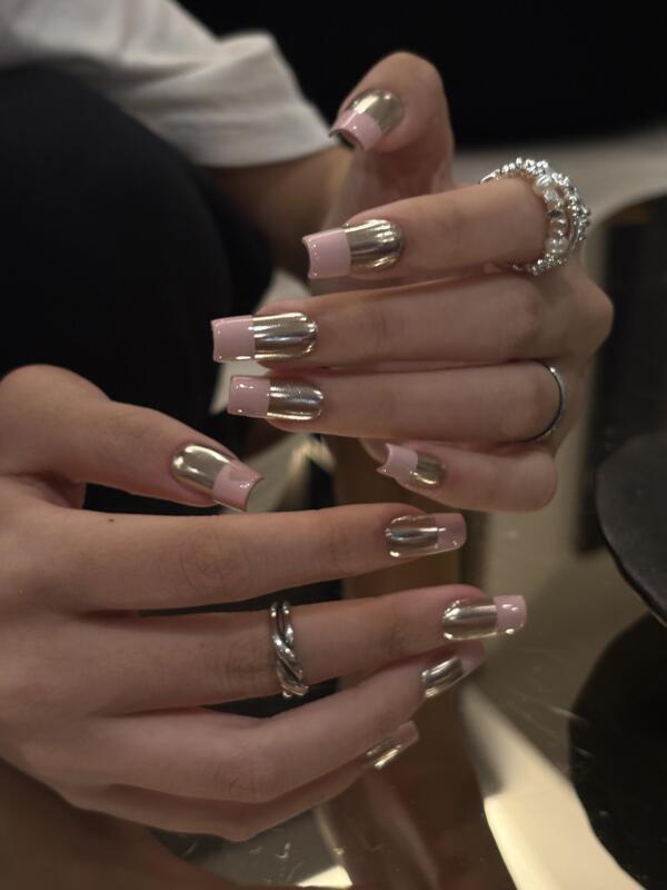 Miusi Nail/ Zeus - New Punk Magic Mirror Powder Rubber Powder French Style High-End Sensual Sweet Cool Manicure