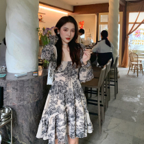 Spring 2021 New High Waist Skinny Medium and Long French Vintage Square Neck Floral Chiffon Dress Women