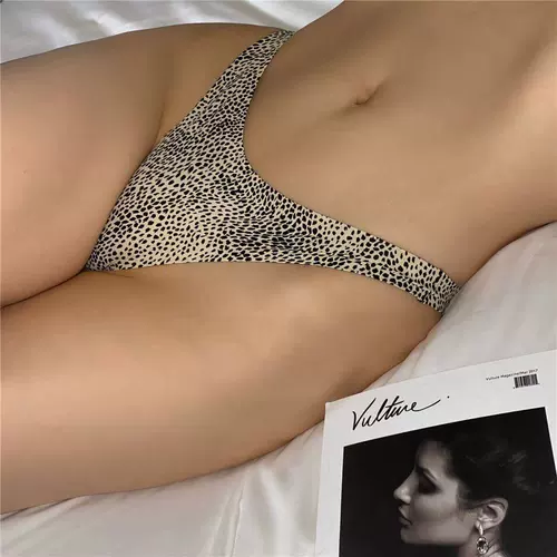 Ледяное шелковое шелковое белье с низким содержанием квадратной лодки.