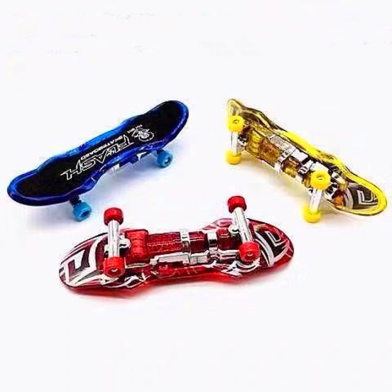 Ultraman Snap Finger On Skateboard Cool Mini Finger Skateboard Glow Projection Kids Toy