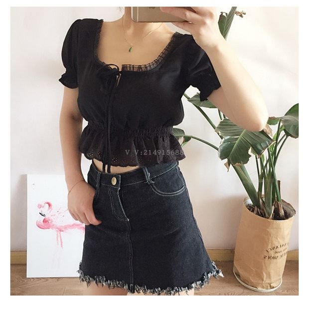 Pháp lãng mạn ren ren hàng đầu với cổ áo vuông xương đòn xù áo sơ mi voan ngắn tay sơ mi trắng tay phồng