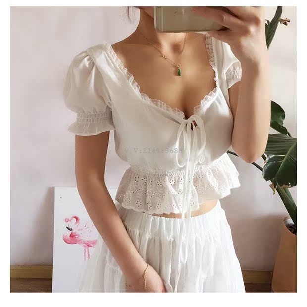 Pháp lãng mạn ren ren hàng đầu với cổ áo vuông xương đòn xù áo sơ mi voan ngắn tay sơ mi trắng tay phồng