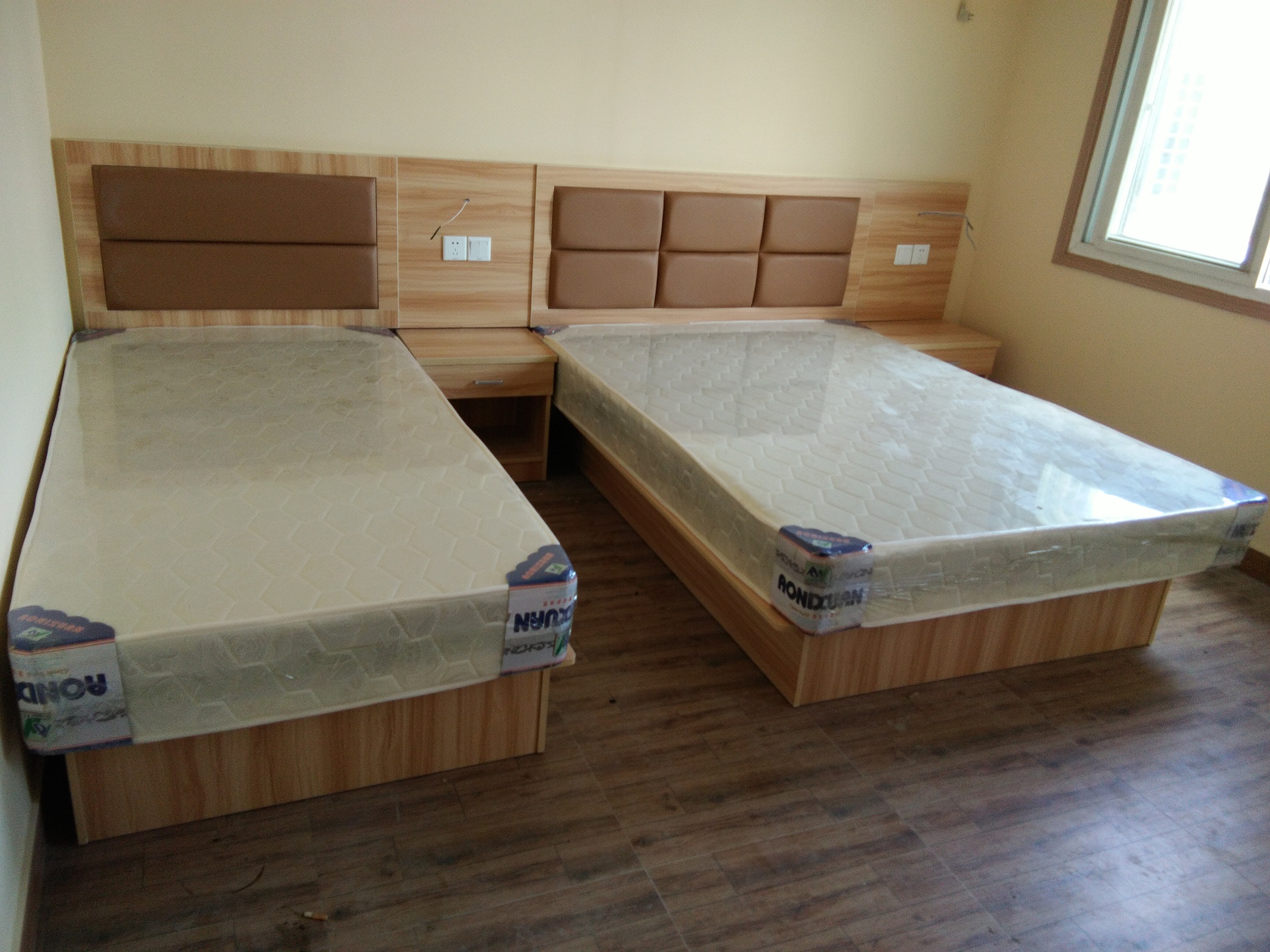 Express hotel hotel apartment can be customized standard room full set of furniture soft backrest bed