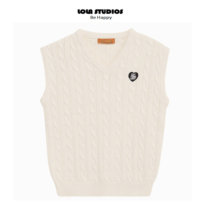 100% Cotton Zhang Ruonan Style Korean Niche V-Neck Heart Embroidery Knitted Sweater Vest for Women 2026 Spring New Collection