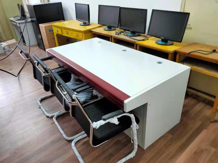 Luxury wood pay handout triple operating table length 1800 width 900 high 750 monitor network weak electrical cabinet