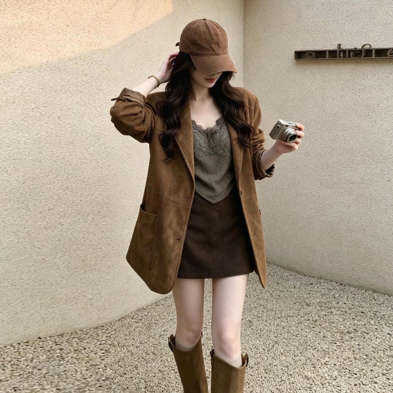 Vintage Suede Blazer for Petite Women 2026 Spring and Autumn New Style High-End Fashionable Casual Suit Vintage Suede Blazer for Petite Women 2026 Spring and Autumn New Style High-End Fashionable Casual Suit