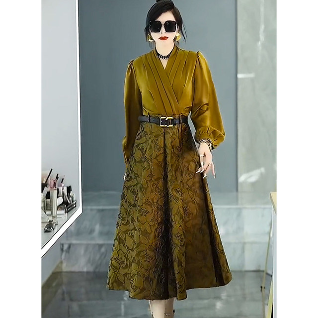 Autumn 2022 new Hepburn small fragrance dress French high-end light luxury niche high-end dress long skirt