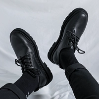 Черные одиночные туфли