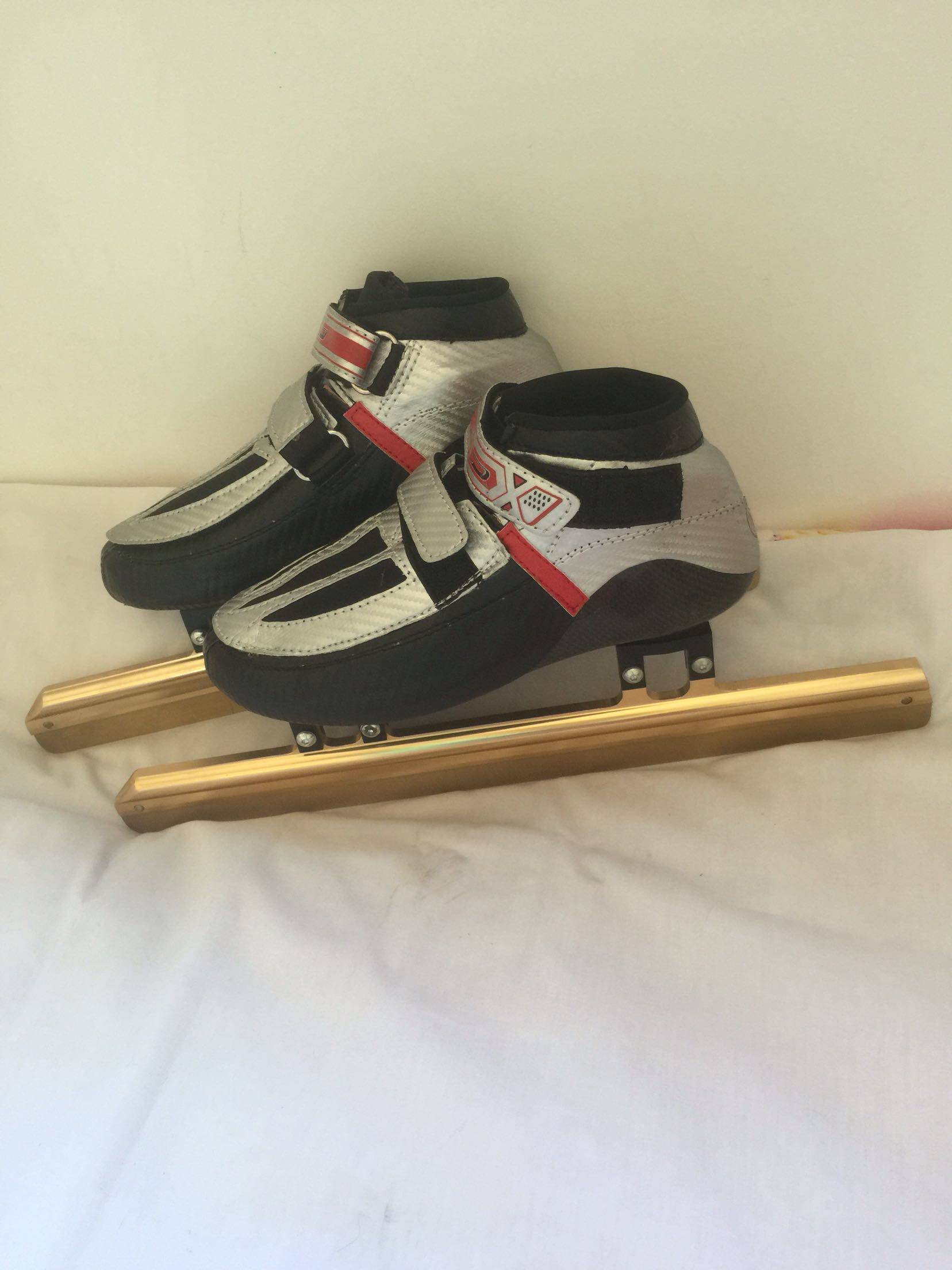 Flight Speed Skating Ice Knife Professional Flight Speed Skating Short Track Ice Cutter Flight Speed Skating Ice Knife Shoes Professional Speed Skating Knife Shoes Professional Speed Skating