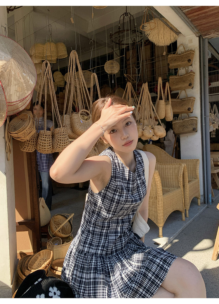 Tuuuh платье без рукавов в черно-белую клетку женское ретро стройнящее универсальное