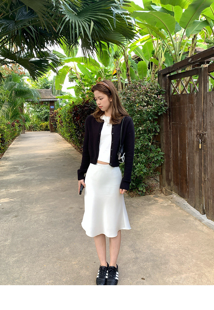 Tuuuh атласная юбка-миди женская весенне-летняя корейский стиль нежная струящаяся стройнящая универсальная короткая юбка