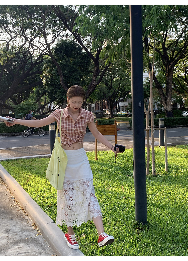 Tuuuh юбка полусолнце женская с высокой талией средней длины А-силуэт молочно-белая с кружевными цветочными вставками