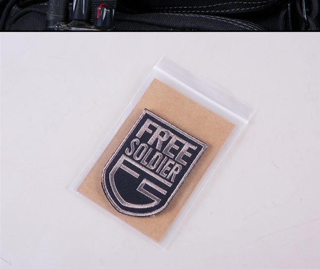 Miễn phí chiến thuật lá chắn thêu velcro ba lô quần áo phụ kiện băng tay epaulettes huy chương quân đội cung cấp - Những người đam mê quân sự hàng may mặc / sản phẩm quạt quân đội giày si quan