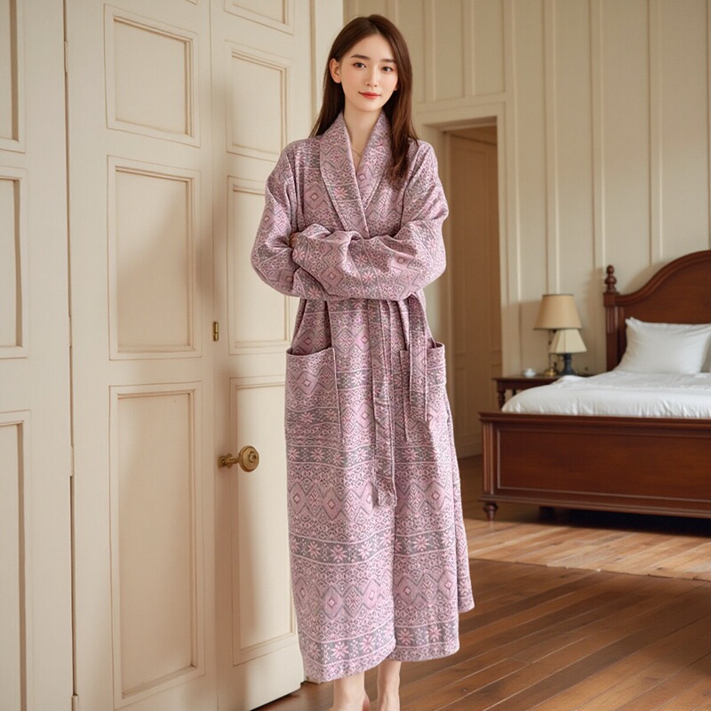 Spring and Summer Pure Cotton Bathrobe, Five-Star Hotel Couple's Nightgown, Men's and Women's Home Wear, Double-Layer Gauze Absorbent Long Bathrobe