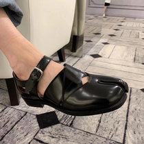 MaisonMagical Toe Shoes Flat Bottom Shoes MM6 Retro genuine leather sandals tabi Horseshoe Hooded Women Shoes