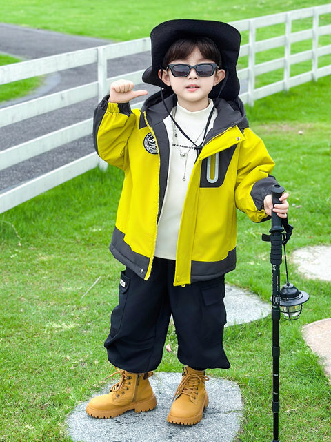 Boys' Fleece-Lined Jacket, Autumn and Winter 2026 New Model, Children's Winter Jacket, Baby Thickened Padded Parka Cotton Coat