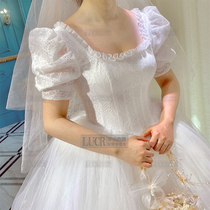 2021 New Korean version of wedding dress out of the yarn series minimalist Hepburn wind tailing French simple super fairy retro sweet