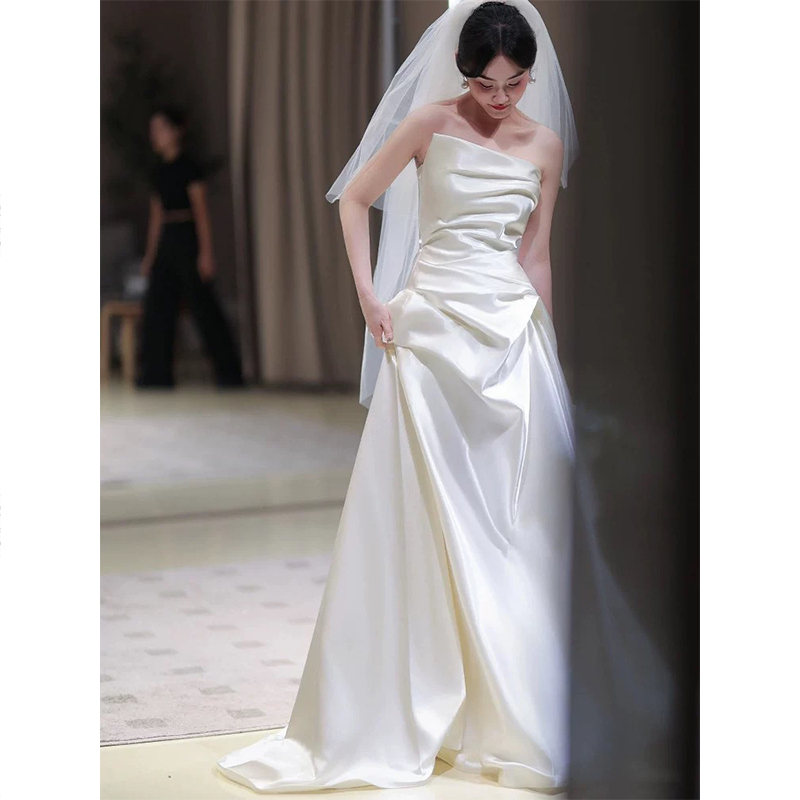French Satin Light Wedding Dress, Reception and Departure Dress, High-End Light Luxury Bride, Simple Forest Style Strapless Trailing Gown