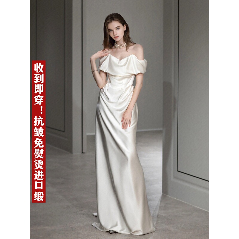 One-Shoulder Satin Light Wedding Dress, Similar to Empress Dowager's Style, French-Style Morning Gown, Mori-Style White Dress for Marriage Registration and Travel Photography