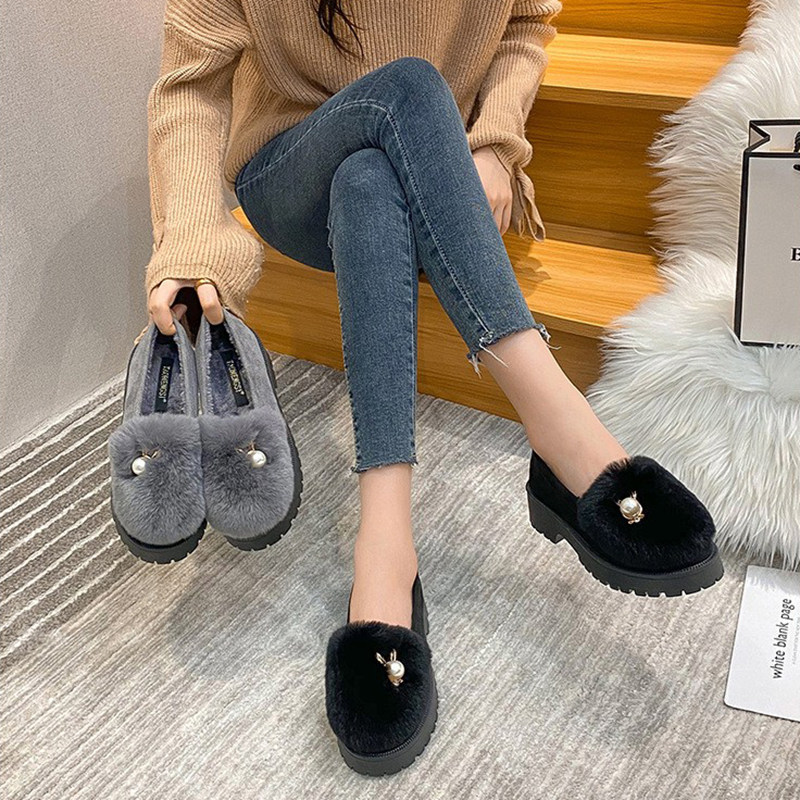 Pregnant women's shoes, soft soles, feet, puffy, non-slip and velvet rabbit hair, warm Bean shoes, women