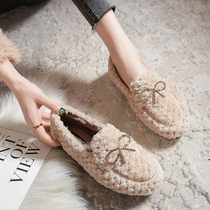 Pregnant woman shoes one foot pedal foot floating swollen edema moon Sub-covered with autumn and winter outside wearing warm non-slip and small and airy sweater shoes