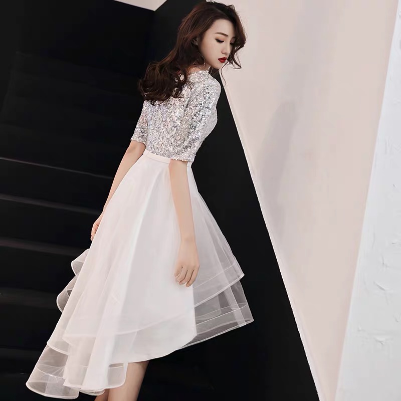 Evening dress, long skirt, bright catchy style, mid-length, suitable for teen Evening dress, long skirt, bright catchy style, mid-length, suitable for teen