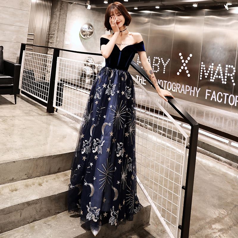 Evening dress, spring elegant long skirt, 2020, open shoulders, fitted Evening dress, spring elegant long skirt, 2020, open shoulders, fitted