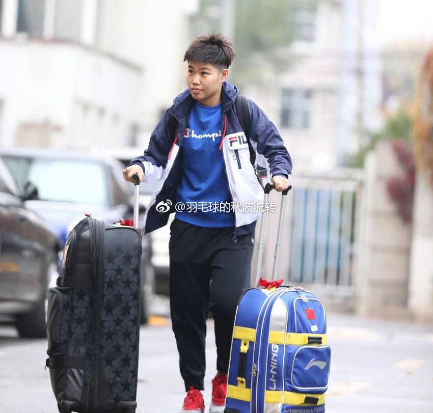 Li Ning 30 inch universal wheel large rod box sports travel bag ABYM016 top 15 519 yuan 8 inches