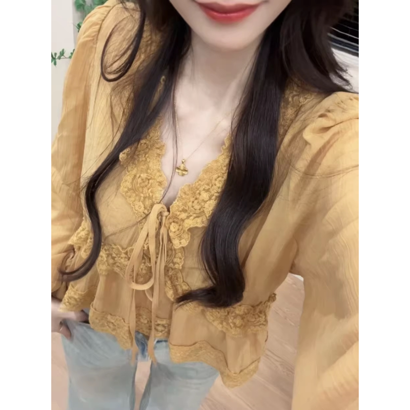 Plus-Size Girl's Gentle Style V-Neck Lace-Up Lace Shirt with Long Sleeves, New Spring Style for Women, a Beautiful Top That Won'T Be the Same as Others